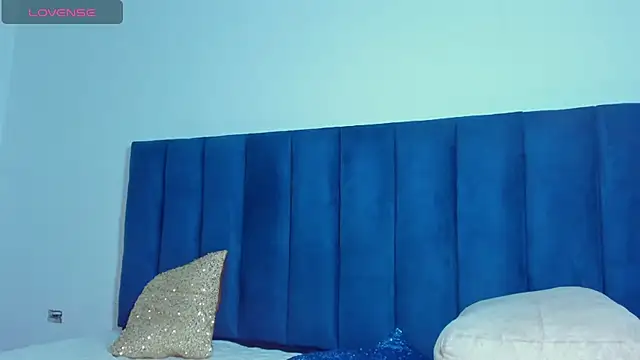 ahilyn - Ahilyn's free webcam - UK Sex Cams