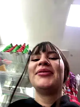 Webcam Model (angel_natural)  is live.Free join now!