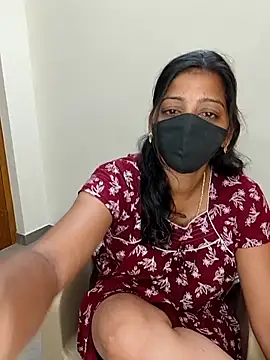 Webcam Model (Tamil_Shalini_Lustyy)  is live.Free join now!