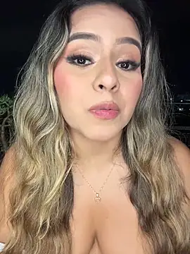 Webcam Model (itsdanividarte)  is live.Free join now!