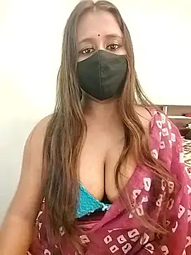 Webcam Model (LoveLy-Soneya)  is live.Free join now!