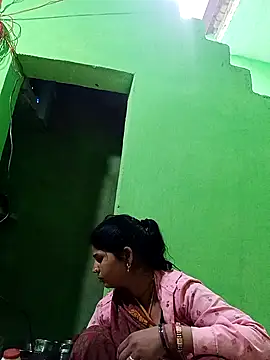 Webcam Model (Karishma_cute)  is live.Free join now!