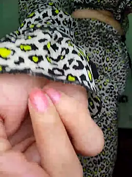 Hoot-sabriinaa Live Webcam on Stripchat