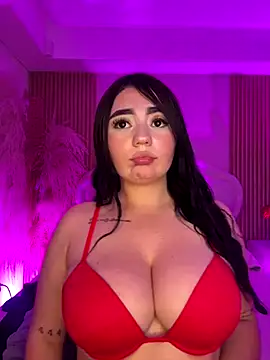 Webcam Model (Valeria_carter)  is live.Free join now!