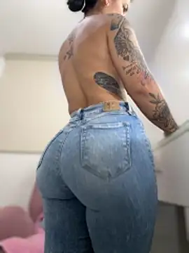 Lau_goddess_ass