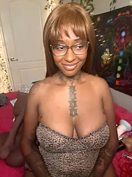 Webcam Model (MistiSavannah)  is live.Free join now!