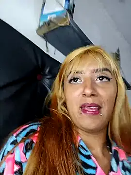 PandoraHaus live show on StripChat 