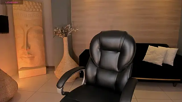 SavannahStorm live cam screenshot female from Colombia on Bagaboante — Live Sex Chat & Cams