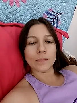 Webcam Model (Arianna_Moss)  is live.Free join now!