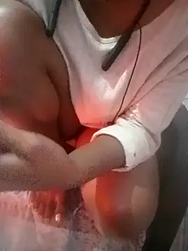 chocopie_girl - Chocopie_Girl's free webcam - UK Sex Cams