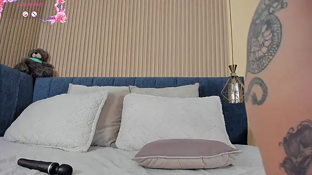 kathecute__ live show on StripChat 