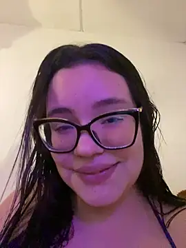  Emily_Taylor2 chat room