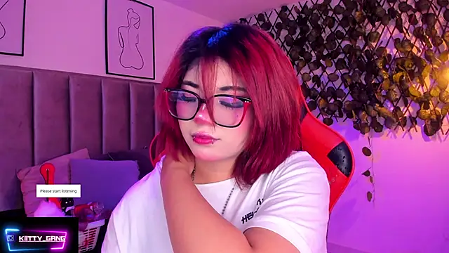 Kitty_Gang live show on StripChat 