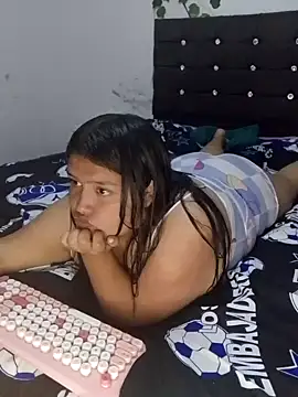 natt-bigass - Natt-bigass's free webcam - UK Sex Cams