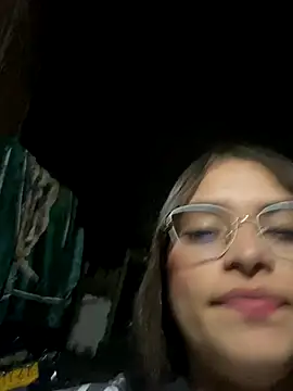 hannacooper3 - Hannacooper3's free webcam - UK Sex Cams