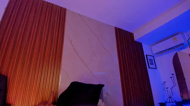 Emiilycollins live show on StripChat 