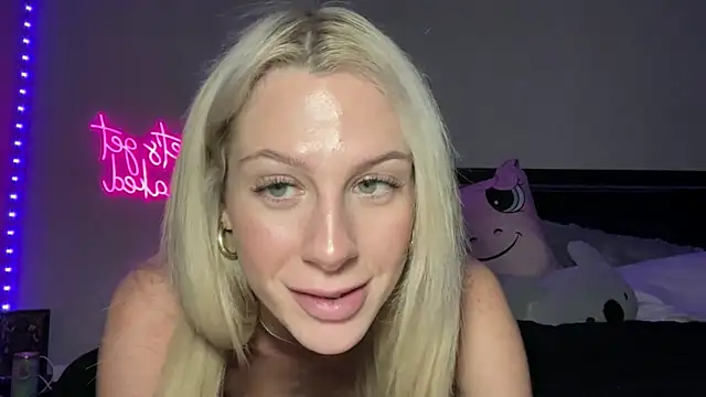 ChelseaCheeky Live Webcam on Stripchat