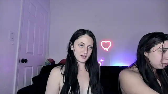 nina_lovez Live Webcam on Stripchat