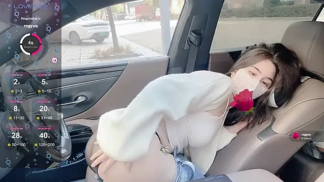 orla2021 Live Webcam on Stripchat