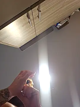 Armyexhibitionistvet