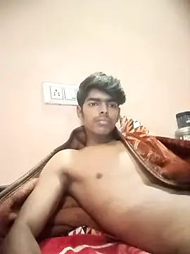 monster_33 Live Webcam on {site_name}