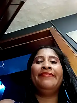  CarolinaNavas33 chat room