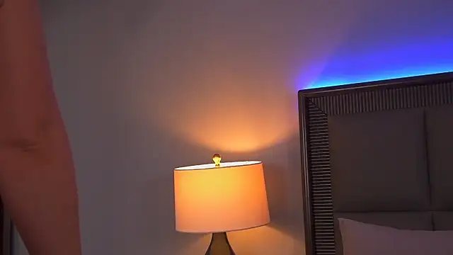 Natasha_Olive live on StripChat 