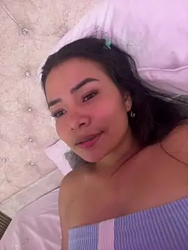 rousse_blue - Rousse_blue's free webcam - UK Sex Cams