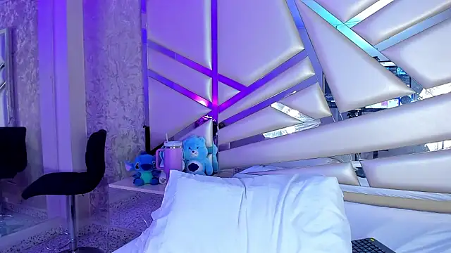 miia002 - Miia002's free webcam - UK Sex Cams