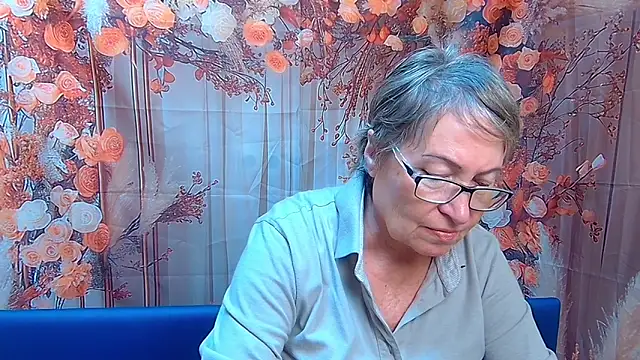 OlgaLuck from StripChat