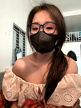 livender_2x xxx live show