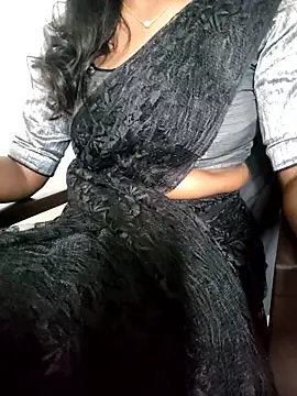 Tamilmallu-duskygirl03