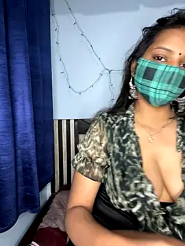 Cute_Marina from StripChat is Freechat