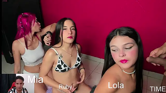 sexy_latinas_69 - Sexy_latinas_69's free webcam - UK Sex Cams