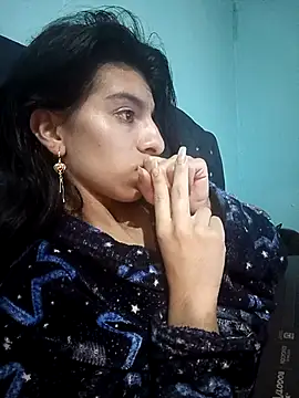  Ariell_Kieran chat room