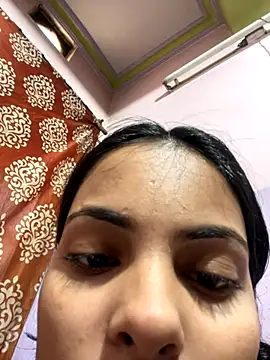 Sandhya_77 live show on StripChat 