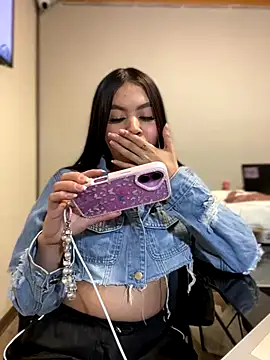 Karina16_pink