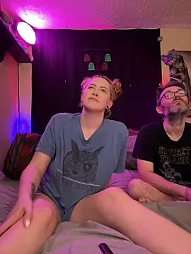 mallorykoxx69 - Mallorykoxx69's free webcam