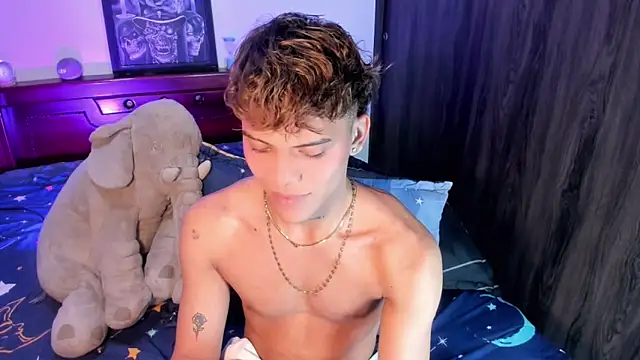 jin_kougasaki - Jin_kougasaki's free webcam