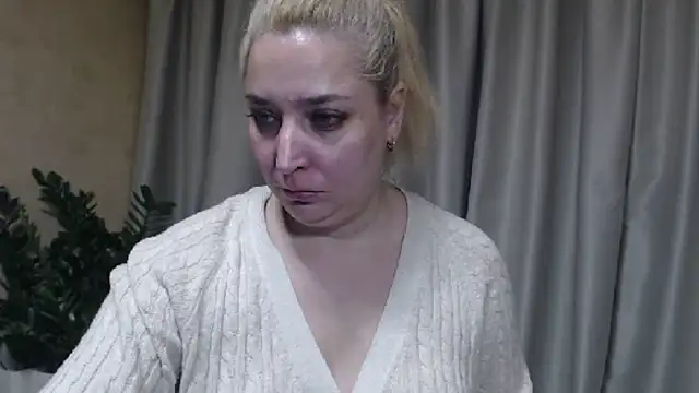 sweetpussy13 - Sweetpussy13's free webcam - UK Sex Cams