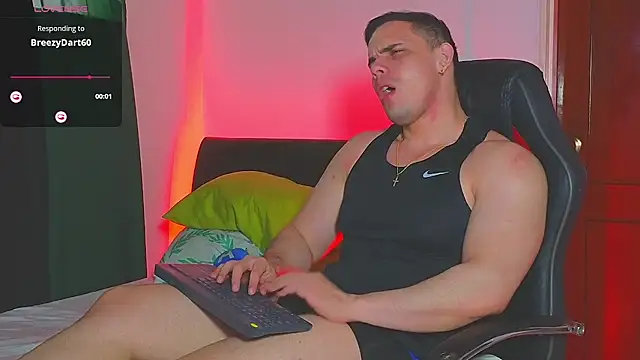 regansmiths - Regansmiths's free webcam