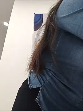 _Sarah-Office1 webcam