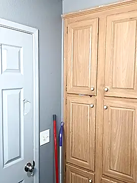 ebonyking69 - EbonyKing69's free webcam