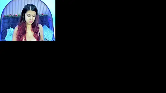 Karlagonzales_ from StripChat is inFreechat