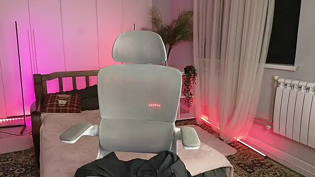 okerriella - Okerriella's free webcam - UK Sex Cams