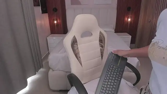 Live sex cam of Leah_Sweetie