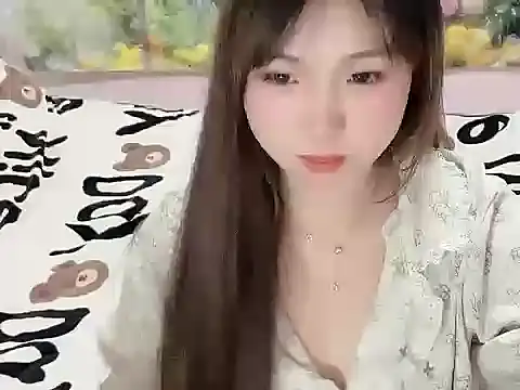 Live sex cam of Poppy13