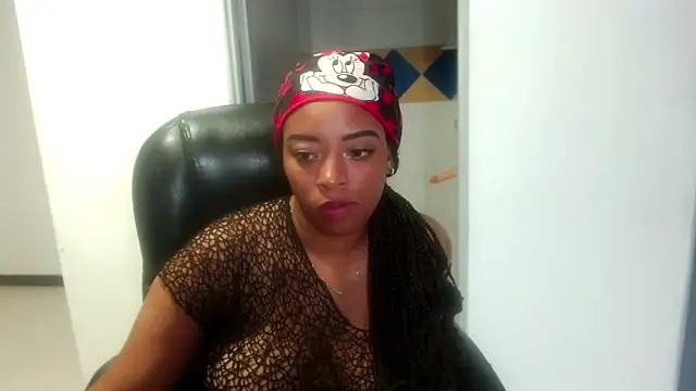 Live sex cam of cataleya_eebony