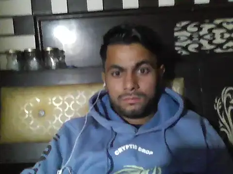 stubborndesiboy - Stubborndesiboy's free webcam - UK Sex Cams