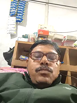 srmotrs - Srmotrs's free webcam - UK Sex Cams